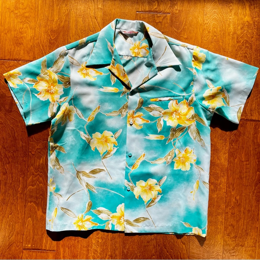 1970’s Vintage Beautiful Sears Hawaiian Teal with Yellow Flowers XL Boxy